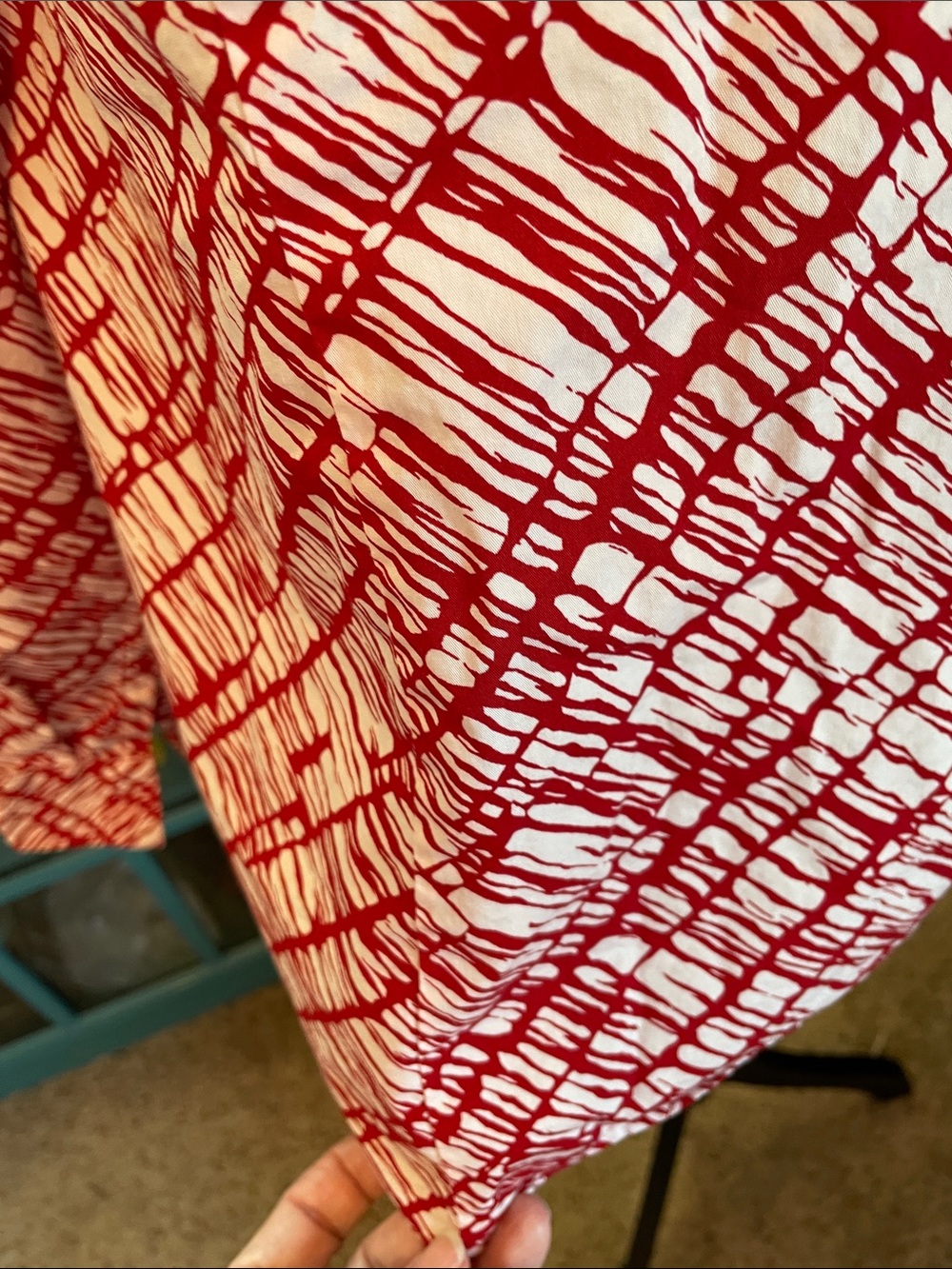 Womens Chico  Red & White Patterned Button-Up Shirt - Picture 8 of 11